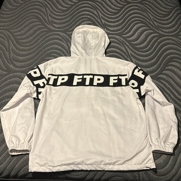 FTP repeat anorak used - Picture 2 of 6